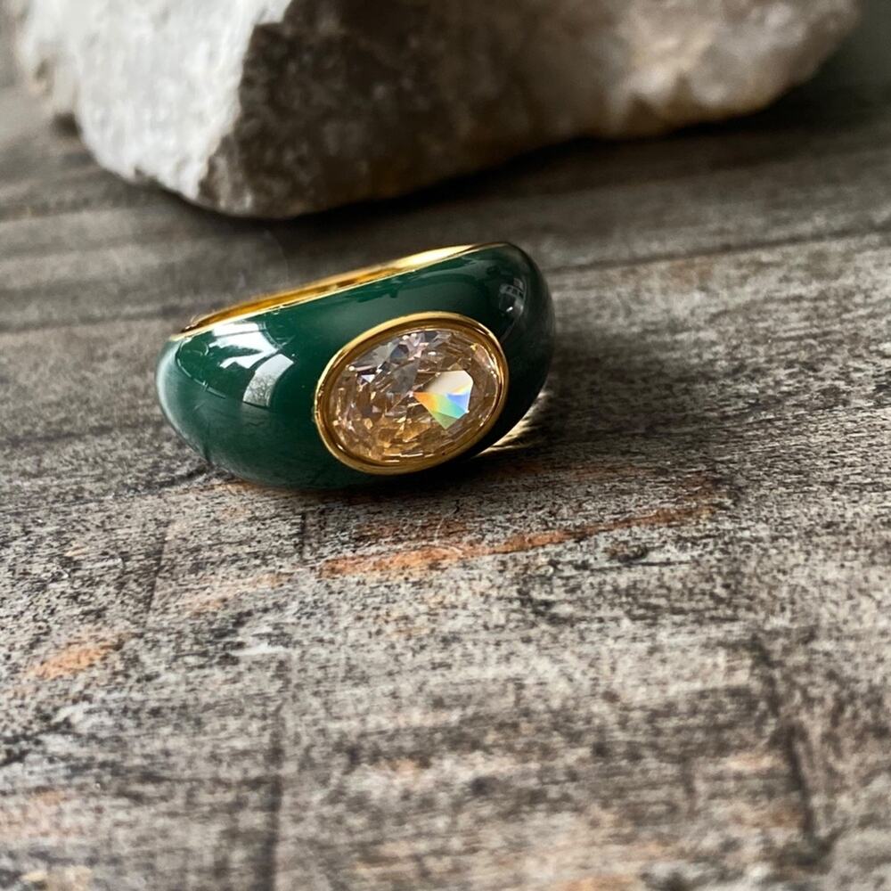 NEW Green Enamel And Rhinestone Cocktail Ring - Picture 10 of 12